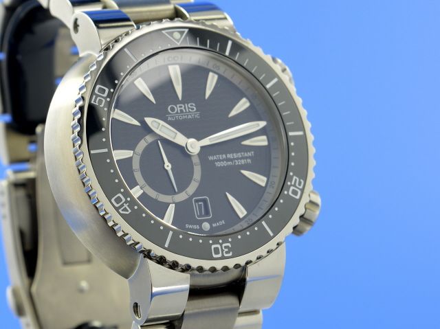 Oris Diver Titan Small Second Date