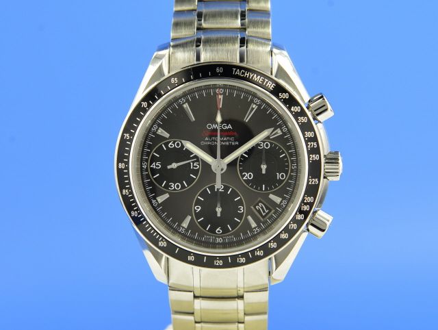 Omega Speedmaster  Date Chronograph 40 mm