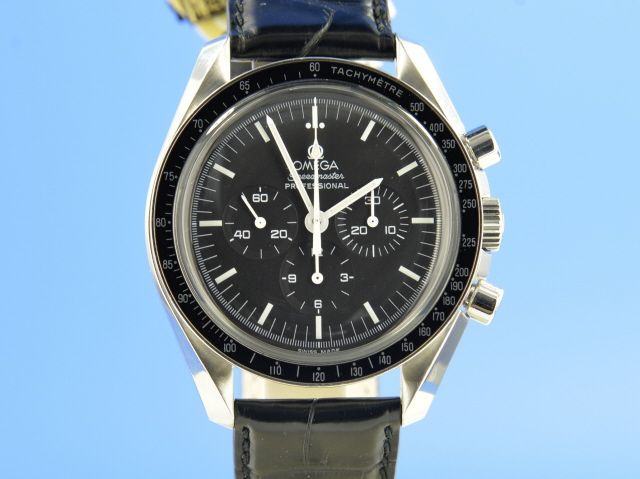 Omega Speedmaster Moonwatch