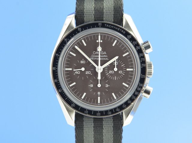 Omega Speedmaster Moonwatch Brown 42 mm