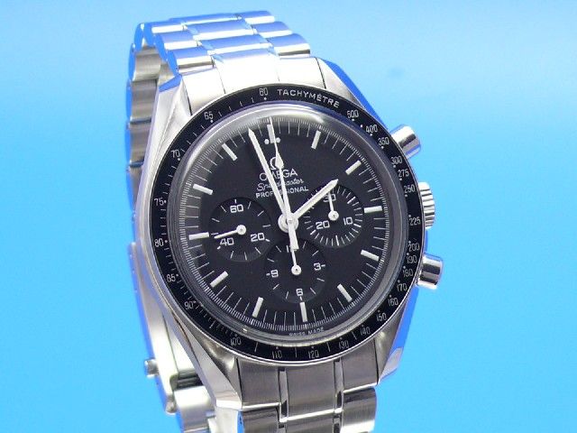 Omega Speedmaster Moonwatch