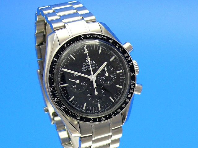 Omega Speedmaster Moonwatch