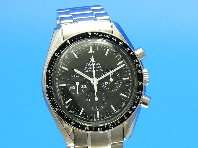 Omega Speedmaster Moonwatch