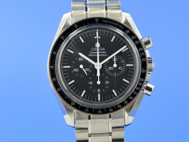 Omega Speedmaster Moonwatch