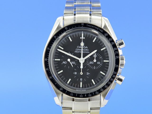 Omega Speedmaster Moonwatch
