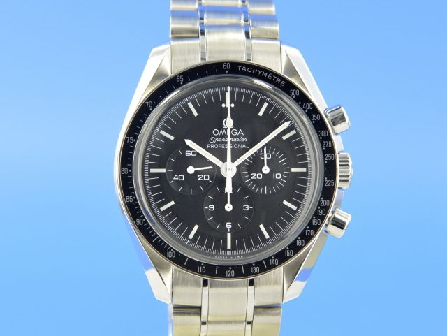 Omega Speedmaster Moonwatch