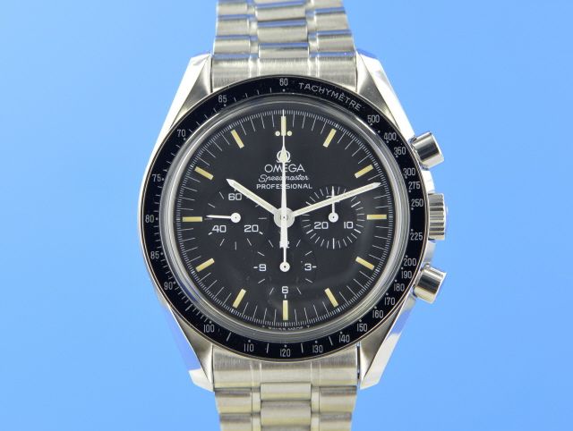 Omega Speedmaster Moonwatch