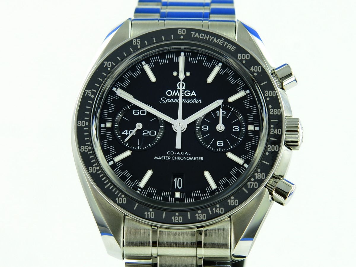 Omega Speedmaster Racing