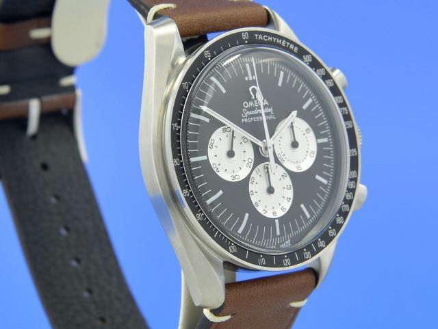 Omega Speedmaster Moonwatch  Speedy Tuesday Limted Edition