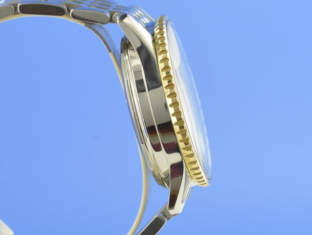 Breitling Navitimer Cosmonaute Chronograph Stahl / Gold