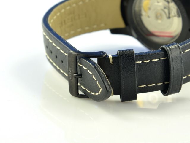 Fortis B-42 Aeromaster Dusk Day Date Stahl PVD