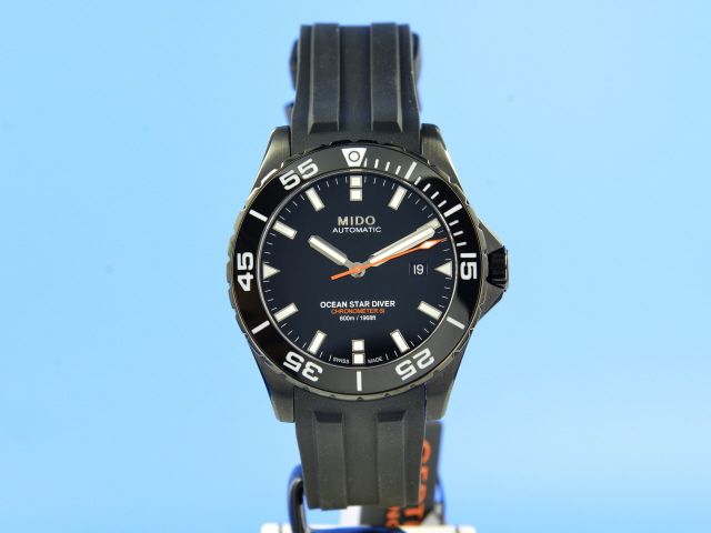 Mido Ocean Star 600 Black Chronometer