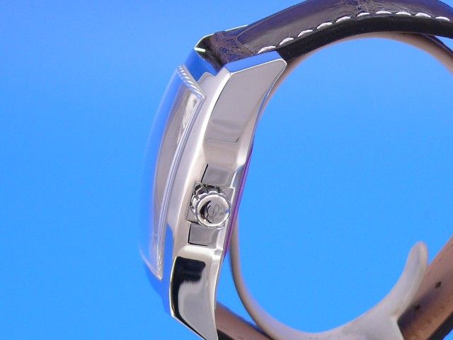 Breitling For Bentley Flying B Springende Stunde