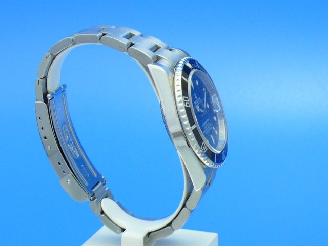 Rolex Submariner Date 16610 aus 2009