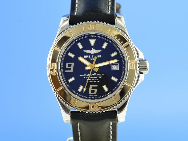Breitling Superocean 44 mm Stahl/Gold
