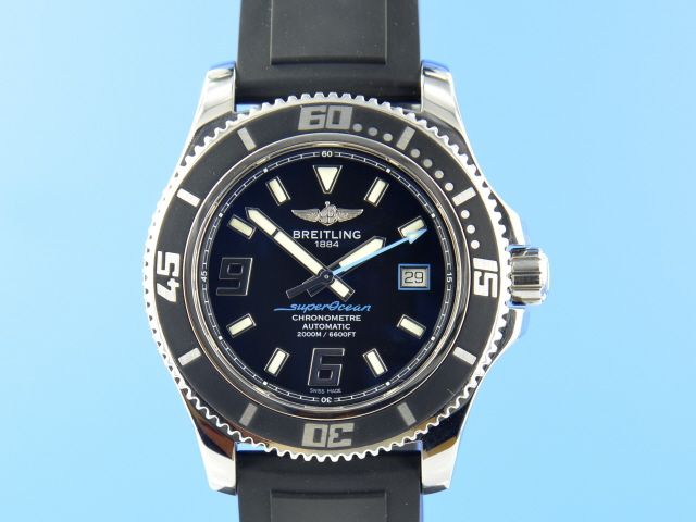 Breitling Superocean II 44 mm