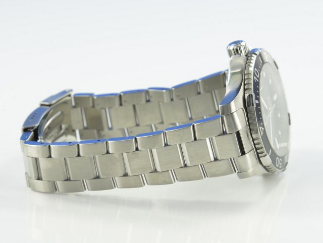 TAG Heuer Aquaracer 300M Automatic