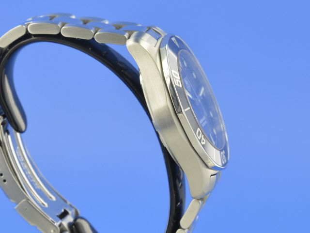 TAG Heuer Aquaracer 300M