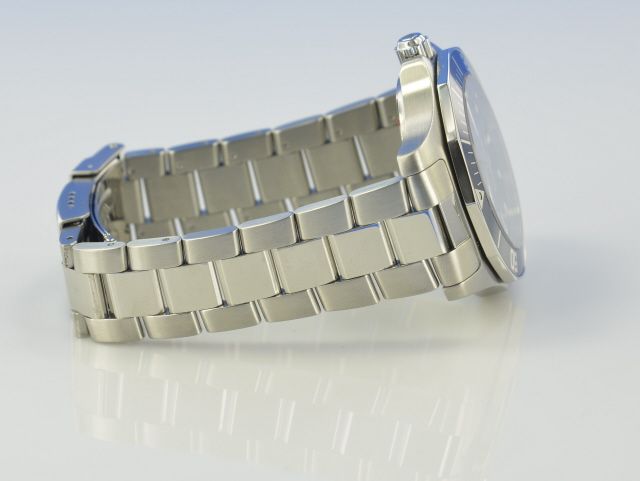 TAG Heuer Aquaracer 300M