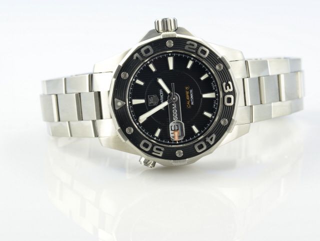 TAG Heuer Aquaracer 500 M Calibre 5