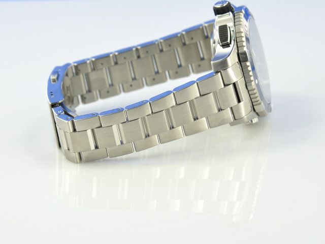 TAG Heuer Aquaracer 500M Calibre 16