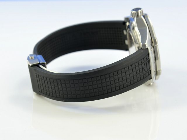 TAG Heuer Aquaracer 500M Calibre 5