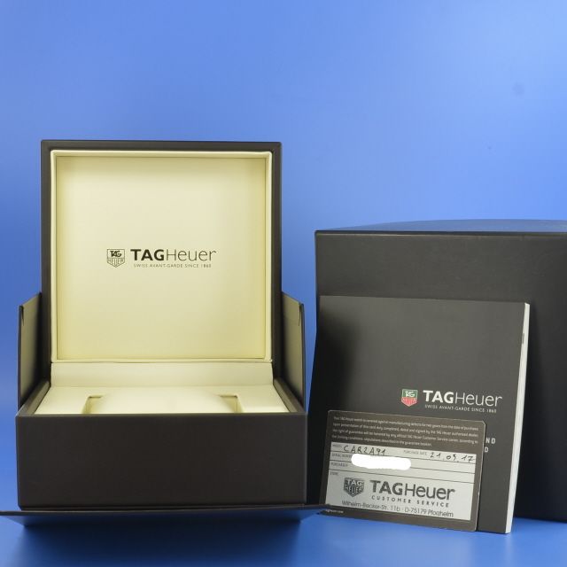 TAG Heuer Carrera Calibre Heuer 01