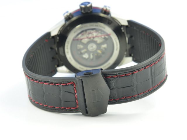 TAG Heuer Carrera Calibre Heuer 01