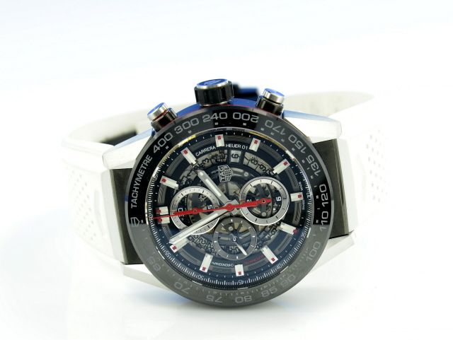 TAG Heuer Carrera Calibre Heuer 01