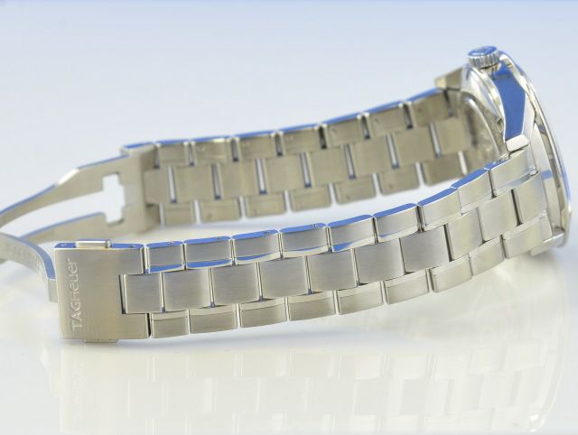 TAG Heuer Carrera Calibre 5 Automatic