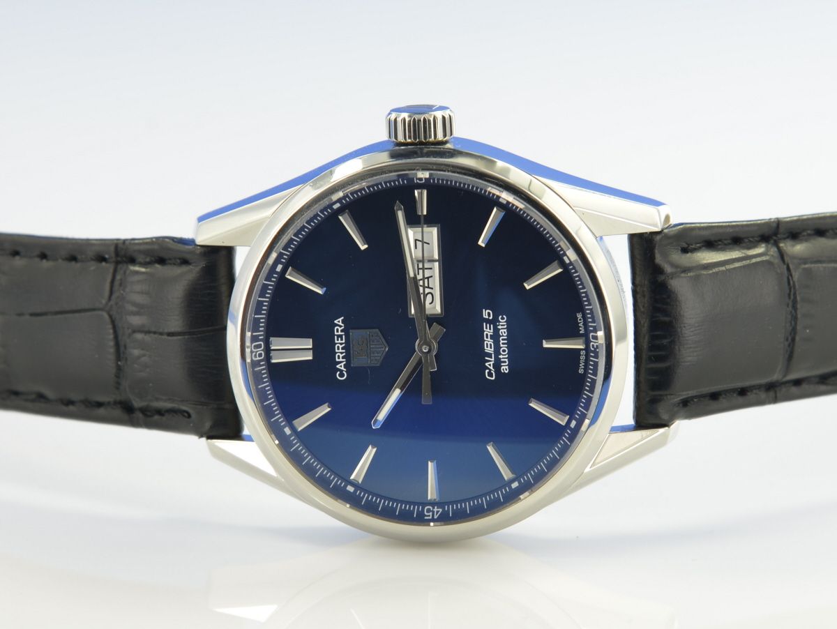 TAG Heuer Carrera Calibre 5 Day-Date Blau