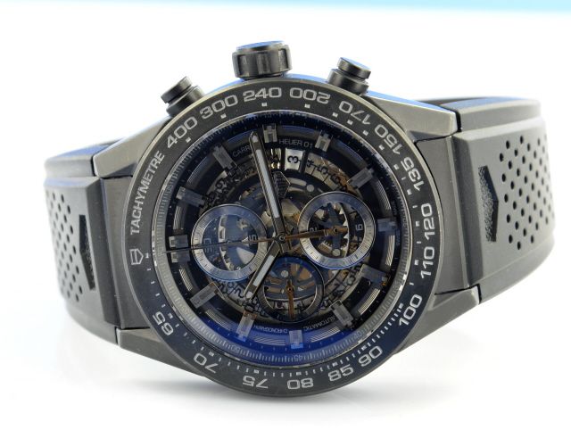TAG Heuer Carrera Calibre HEUER 01