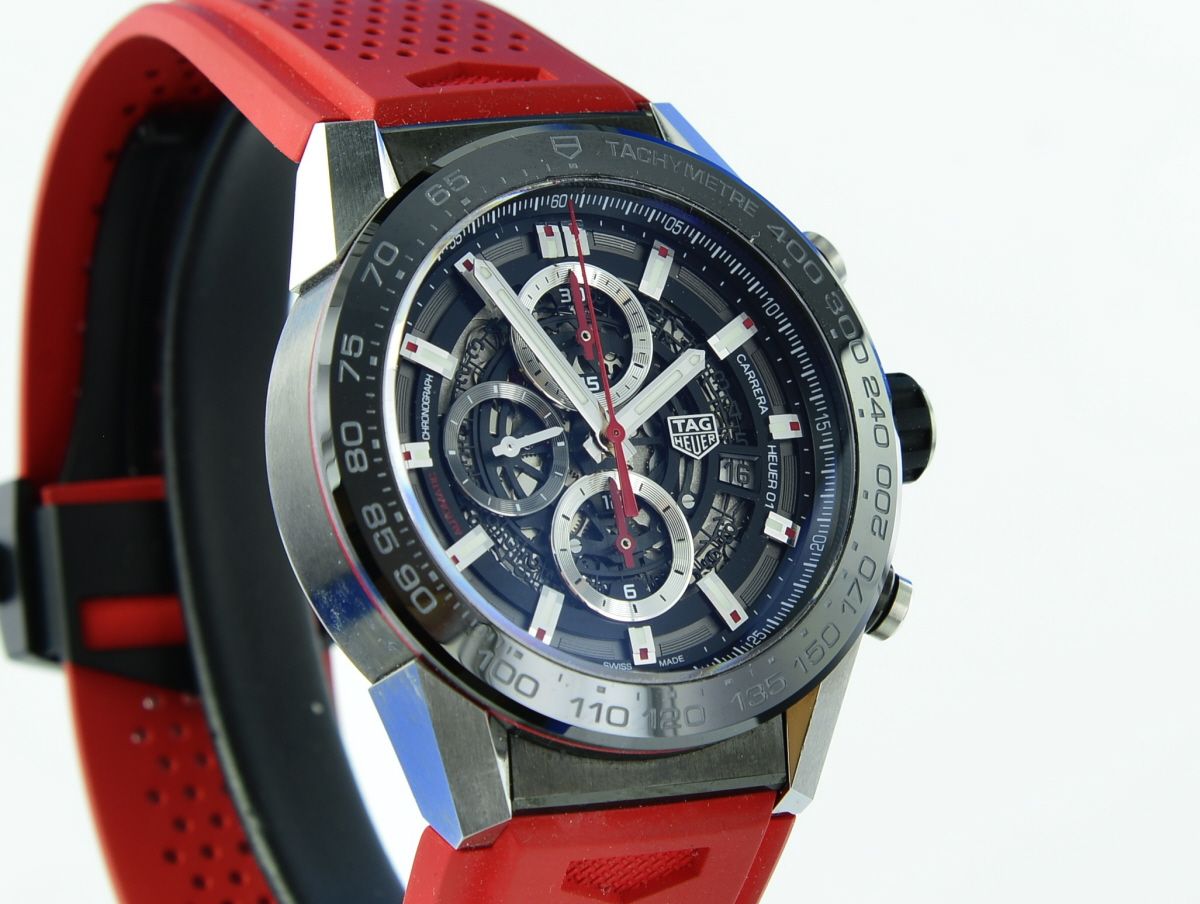 TAG Heuer Carrera Calibre HEUER 01