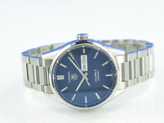 TAG Heuer Carrera Date Calibre 5