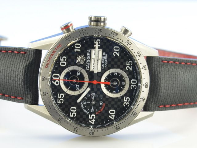 TAG Heuer Carrera Day-Date Titan 43 mm