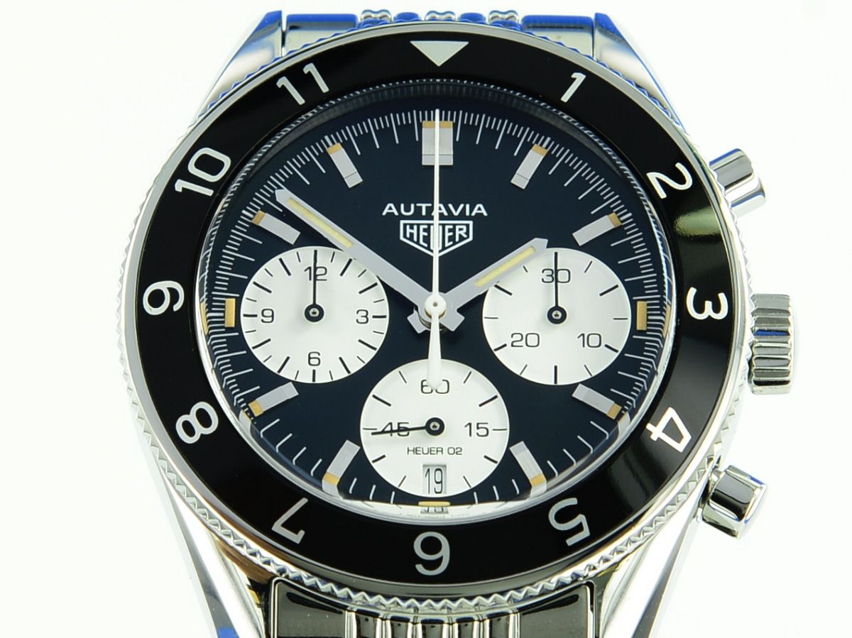 TAG Heuer Heritage Autavia Chronograph CBE2110