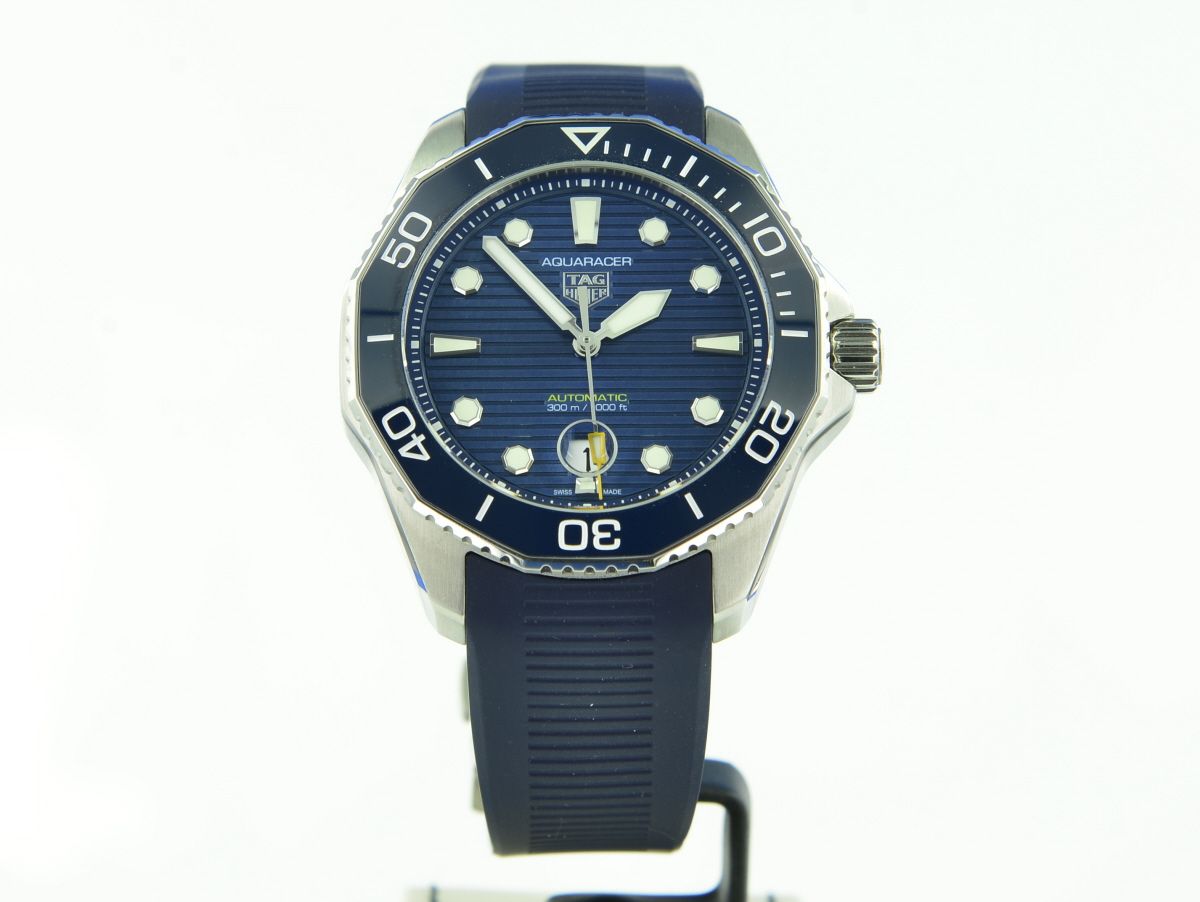 TAG Heuer Professional Aquaracer 300M Calibre 5