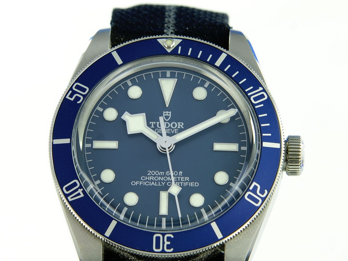 TUDOR Black Bay 39 mm