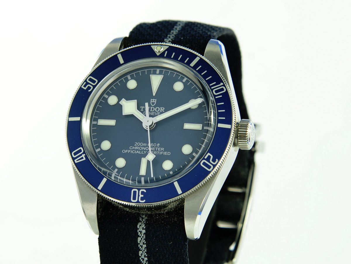 TUDOR Black Bay 39 mm