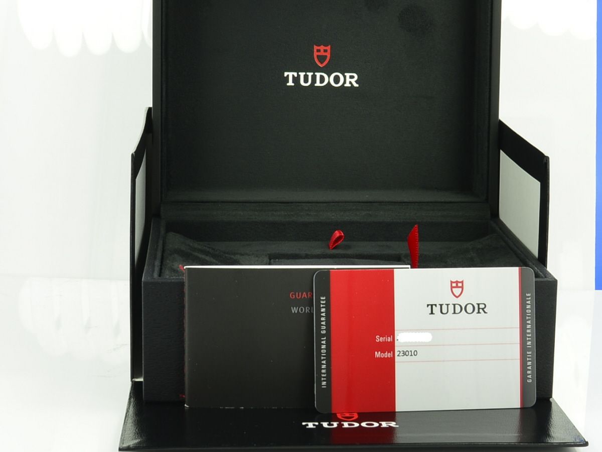 TUDOR Classic Date Day Automatik 23010
