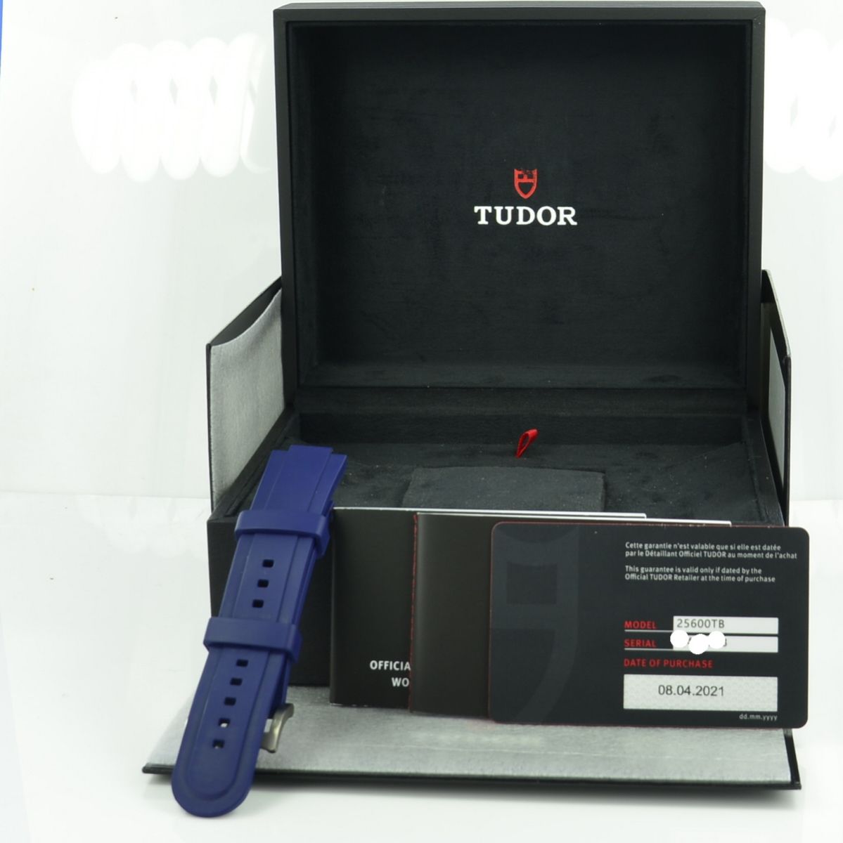 TUDOR Pelagos blaues Zifferblatt Herrenuhr Titan Armband