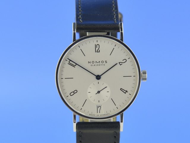Nomos Tangente 38 Datum