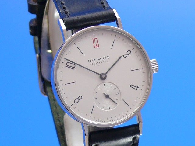 Nomos Tangente rzte ohne Grenzen Limitiert auf 1000St.