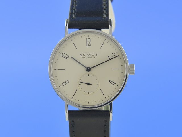 Nomos Tangente