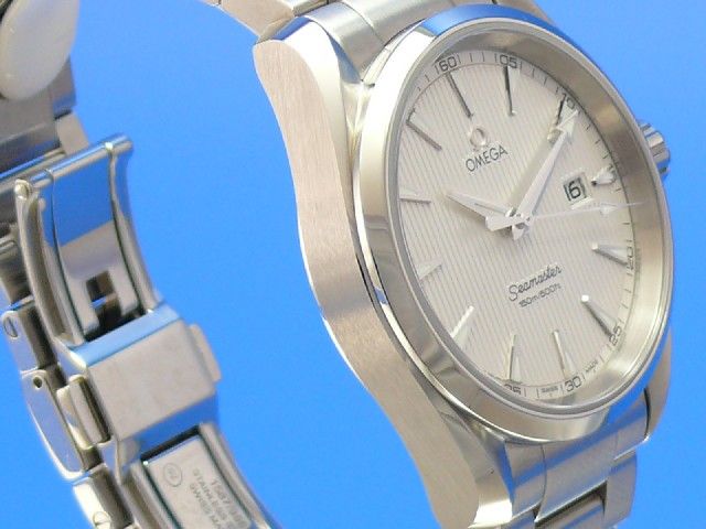 Omega Seamaster Aqua Terra Quartz