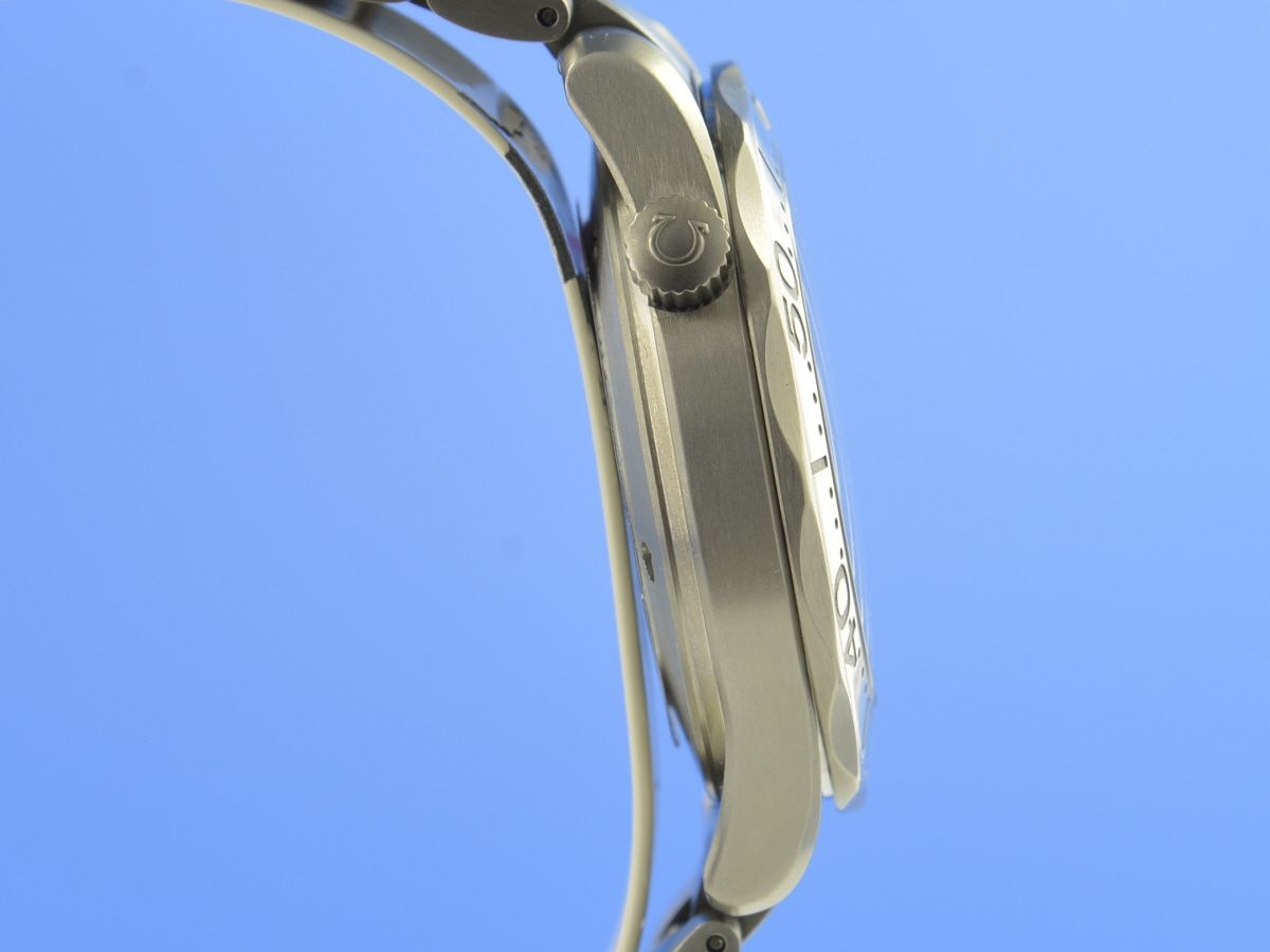 Omega Seamaster Diver 300M Titan