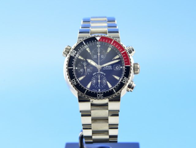 Oris Diver Titan Chronograph