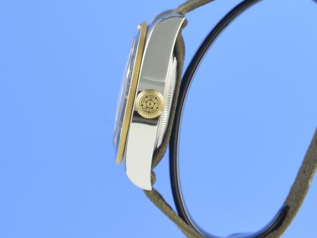 Tudor Black Bay Stahl / Gold