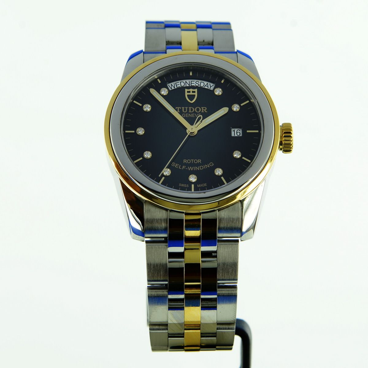 Tudor Glamour Date-Day