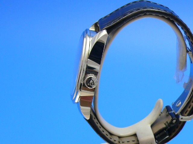 Tudor Glamour Double Date